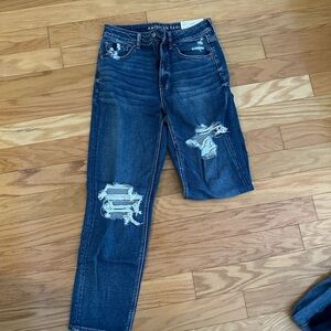 American Eagle Outfitters High Rise Distressed Jeans - Dark Blue